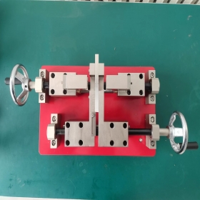 双缺口制样机聚乙烯PE管材刻痕制样测试仪器塑料缺口制样机